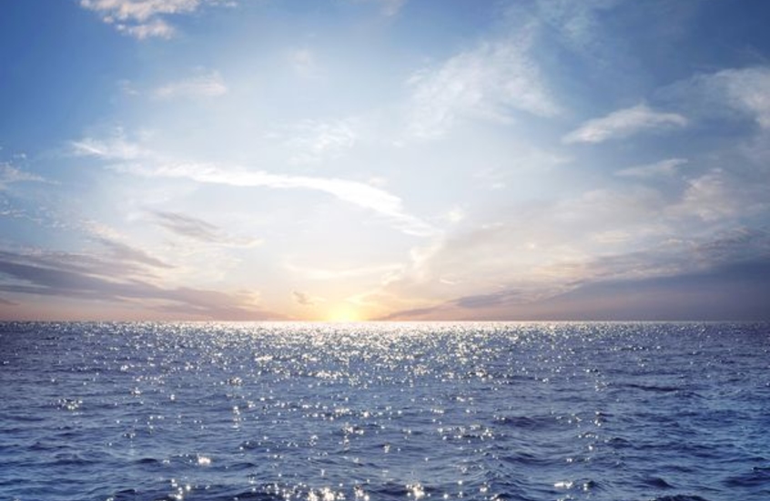 Фотообои Рассвет над водой