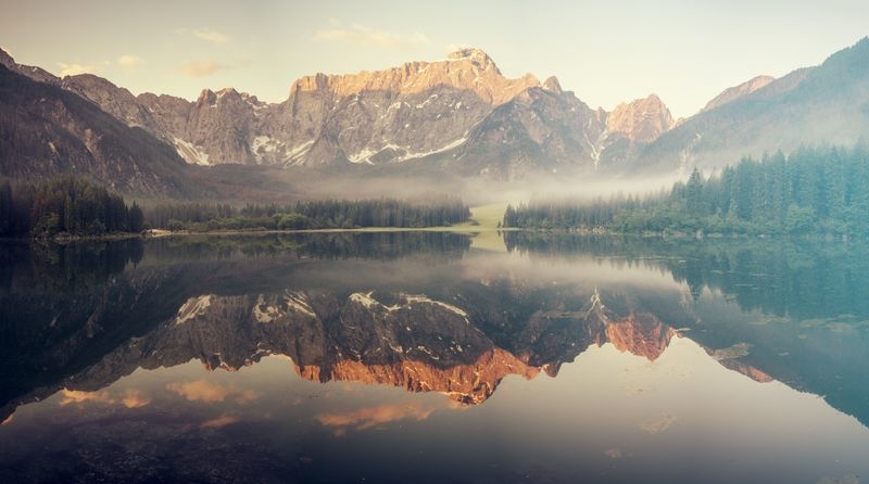 Фотообои Озеро в горах
