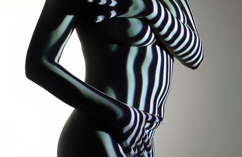 Фотообои Девушка и тени