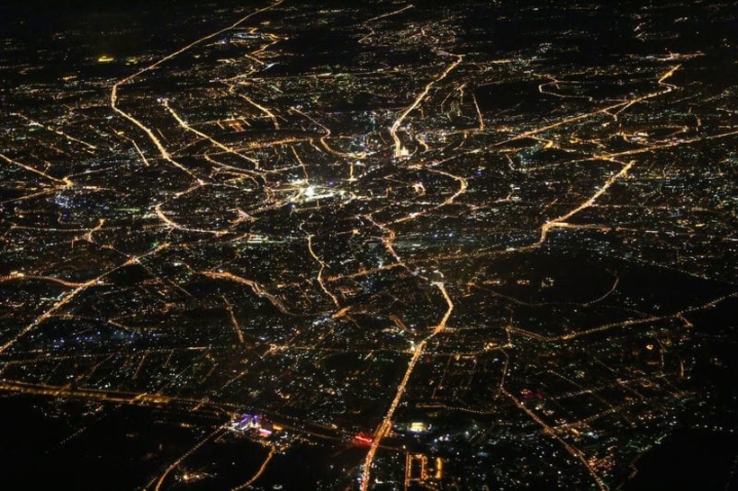 Фотообои Огни ночного города с высоты птичьего полета