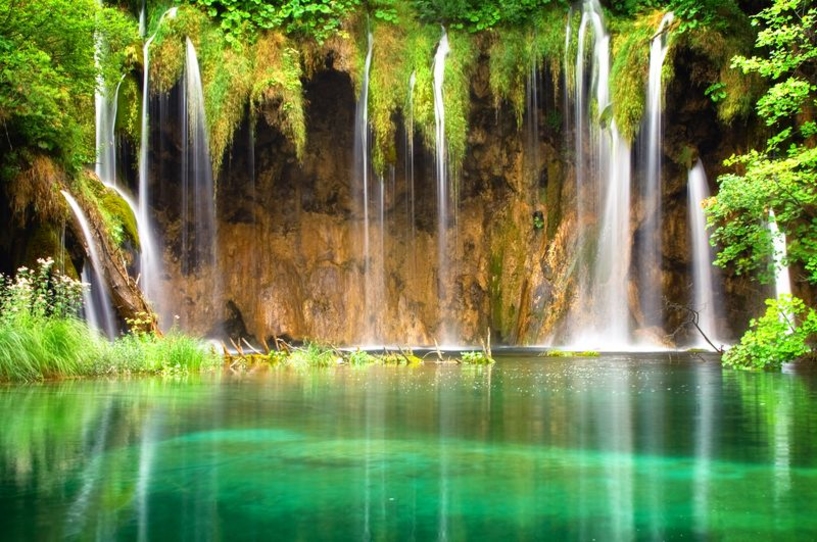 Фотообои Горный водопад