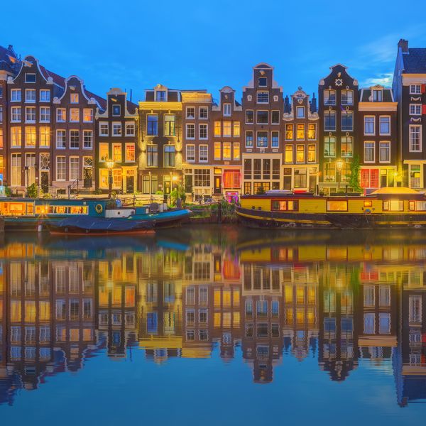Вечерний канал в Амстердаме