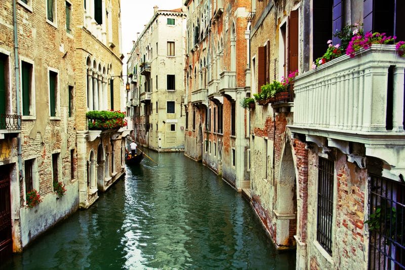 Водная гладь в Венеции