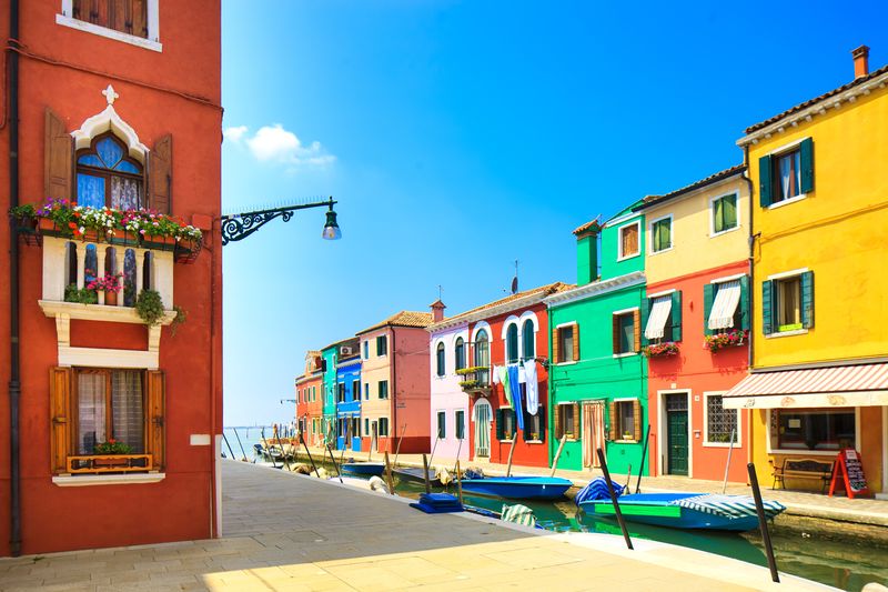 Разноцветные домики Венеции
