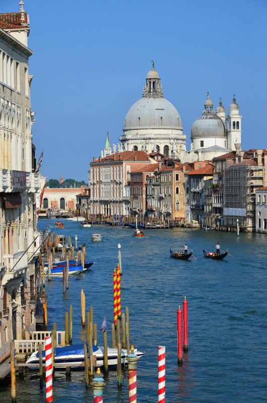 Вид на Венецианский собор