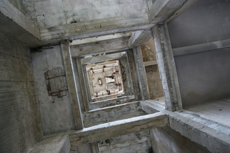 3Д туннель в заброшенном здании