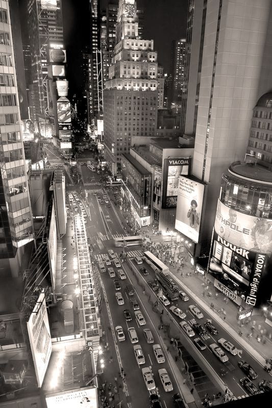 Улицы Нью-Йорка ночью