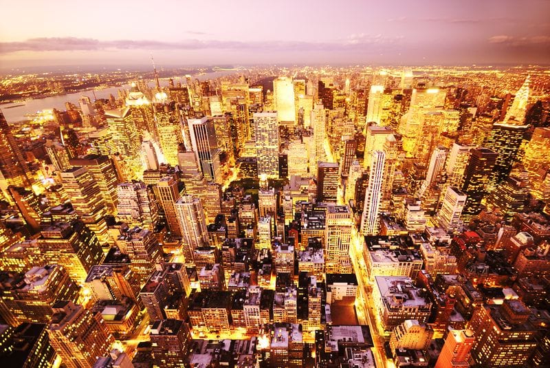Вид на Манхэттен в ночных огнях