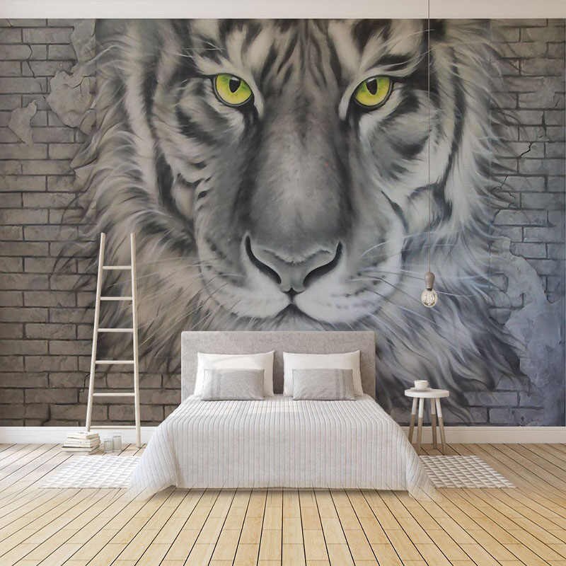 Тигр на стене
